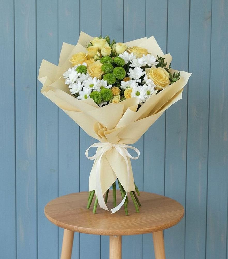 Букет цветов из: Хризантемы и Розы в Новостройку