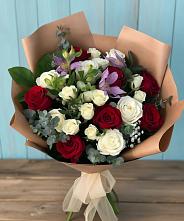 Букет цветов из:  Розы и Альстромерии в Новостройку