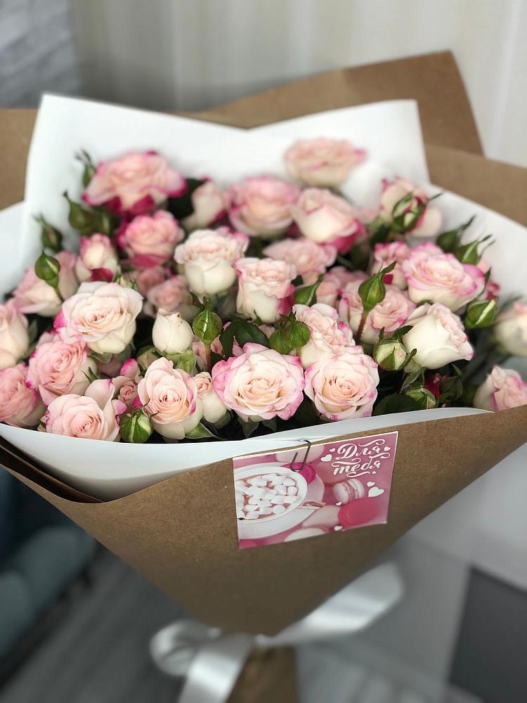 Букет цветов из: Розы в Новостройку